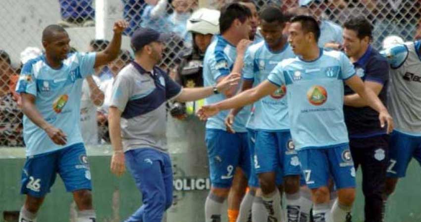 Macará, Fútbol, Liga de Quito, Campeonato Ecuatoriano,