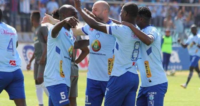 Macara, Liga de Quito, Fútbol,