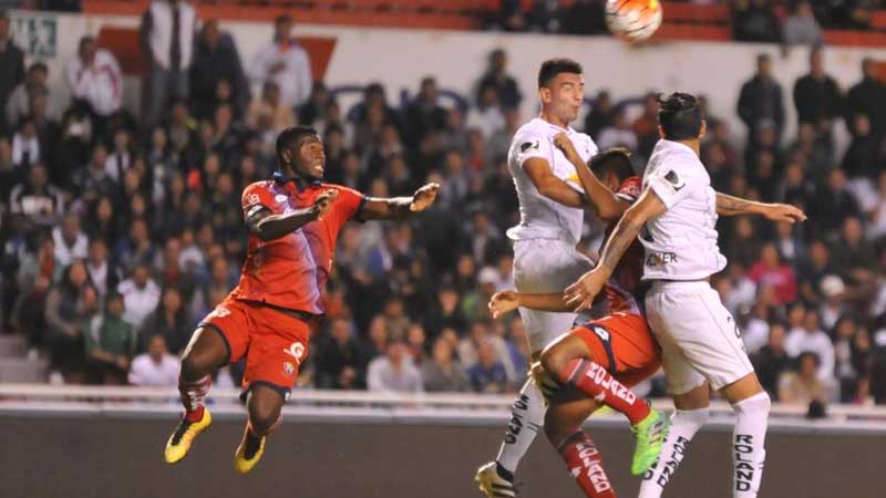 El Nacional, Fútbol, Liga de Quito, Campeonato Ecuatoriano, Copa Libertadores,